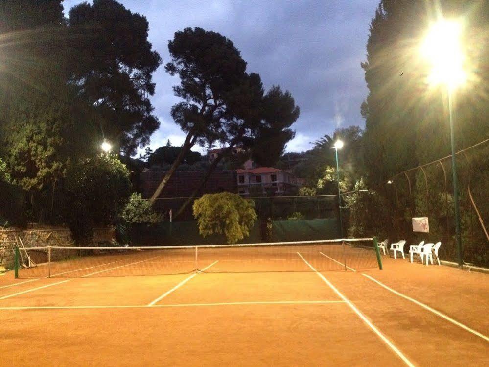 Villaggio Rta Borgoverde Imperia Bagian luar foto